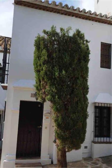 Stylish Spanish 3 Bd Townhouse On The Golden Mile Marbella Exterior photo