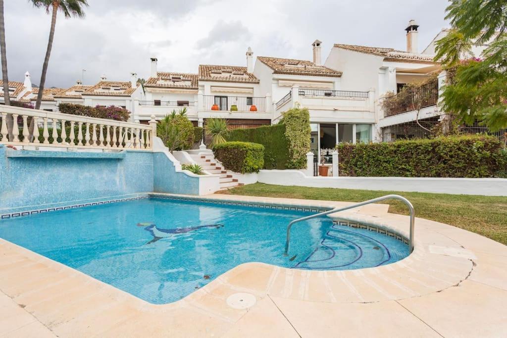 Stylish Spanish 3 Bd Townhouse On The Golden Mile Marbella Exterior photo