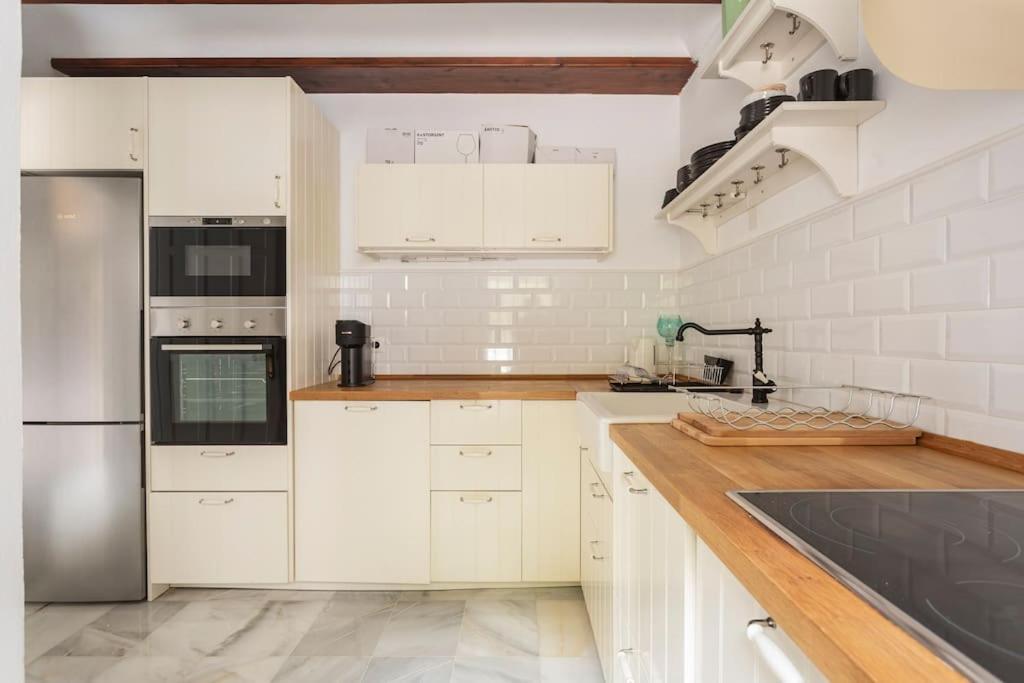 Stylish Spanish 3 Bd Townhouse On The Golden Mile Marbella Exterior photo