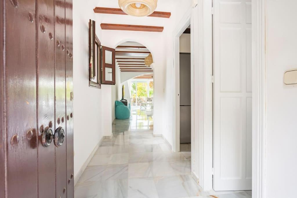 Stylish Spanish 3 Bd Townhouse On The Golden Mile Marbella Exterior photo